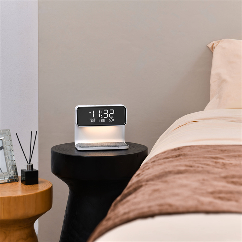 Creative 3 In 1 Bedside Lamp Wireless Charging LCD Screen Alarm Clock Wireless Phone Charger - Image 8